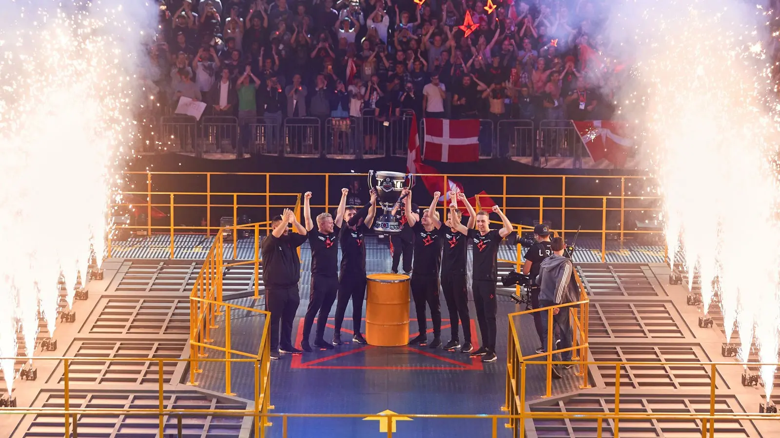 StarLadder