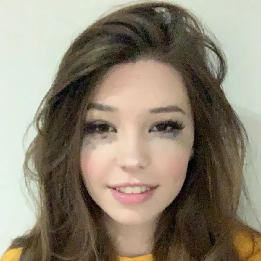 Belle Delphine, Twitter