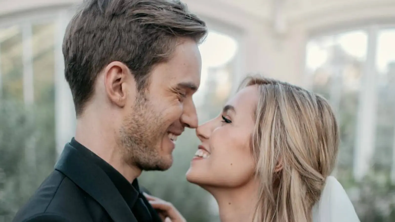 https://www.dexerto.com/entertainment/pewdiepie-marzia-married-youtuber-shares-pictures-private-wedding-ceremony-931832